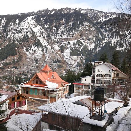 Forest Wood Cottage Manāli Екстериор снимка
